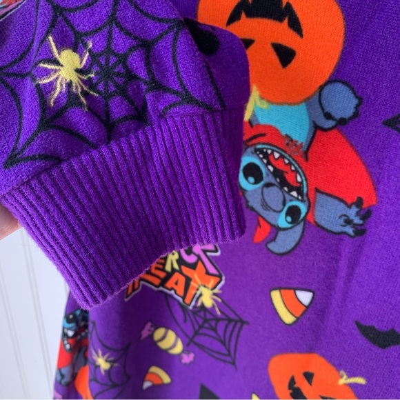 Disney Stitch Halloween (NWOT) (M 8-10) long sleeve trimmed in purple + neckline - Picture 5 of 7